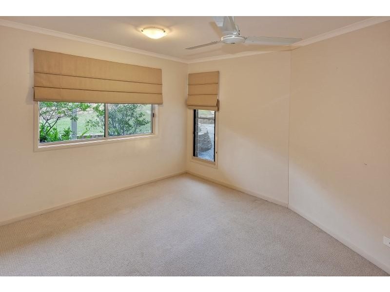 38 Latcham Drive, Little Mountain QLD 4551