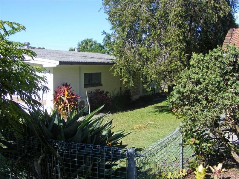 18 Lawley Street, Dicky Beach QLD 4551