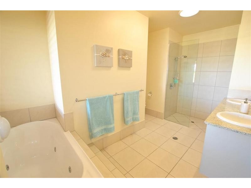 15/ 1 Grenada Way, Kawana Island QLD 4575