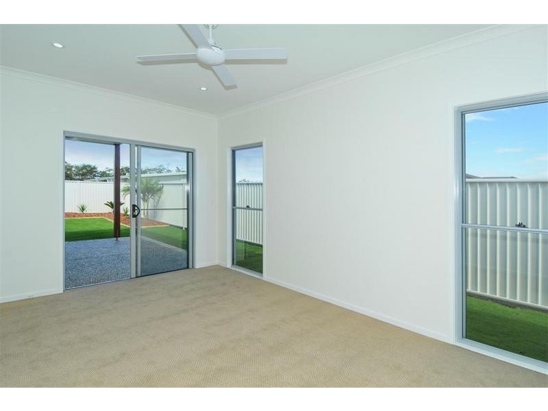 5 Leonie Court, Pelican Waters QLD 4551