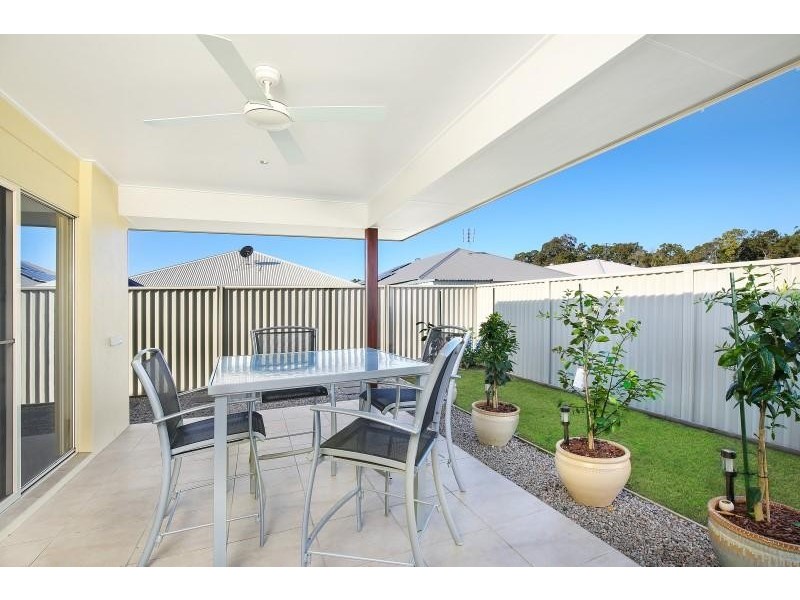 1&2/ 8 Leonie Court, Pelican Waters QLD 4551