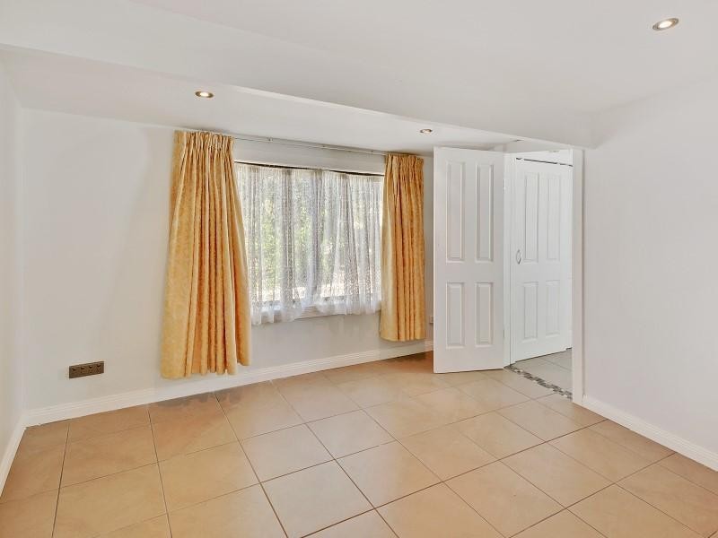 9 Lexington Drive, Little Mountain QLD 4551