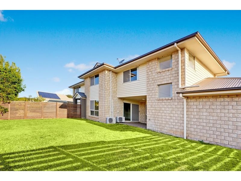 1 & 2/ 46 Liekefett Way, Little Mountain QLD 4551