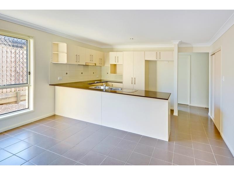 1 & 2/ 46 Liekefett Way, Little Mountain QLD 4551