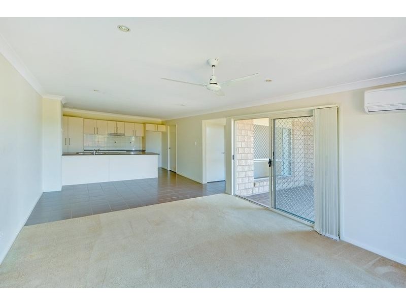 1 & 2/ 46 Liekefett Way, Little Mountain QLD 4551
