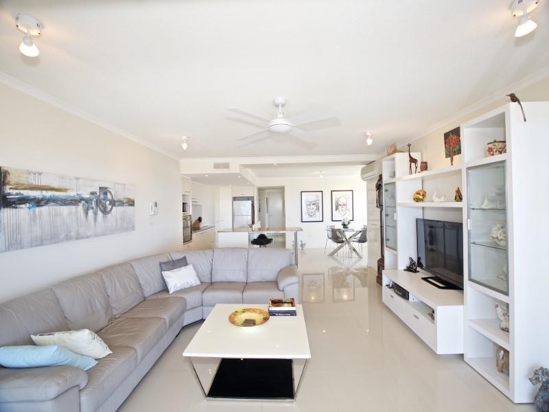 17/ 5 Canberra Terrace, Kings Beach QLD 4551