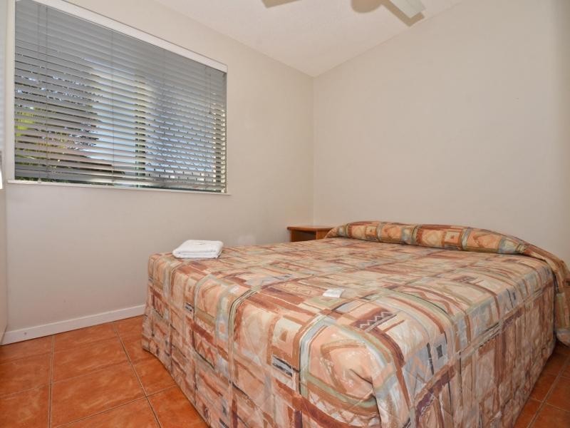 2/ 13 Orvieto Terrace, Kings Beach QLD 4551
