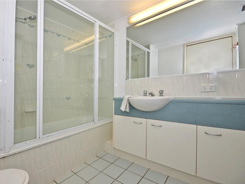 2/ 13 Orvieto Terrace, Kings Beach QLD 4551