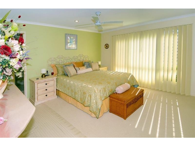 11 Lindesay Street, Caloundra West QLD 4551