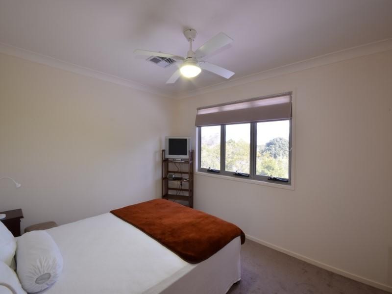 4/ 4 Lindesay Street, Caloundra West QLD 4551