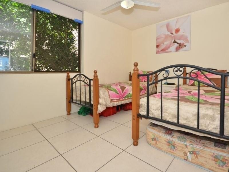 5/ 9 Warne Terrace, Kings Beach QLD 4551