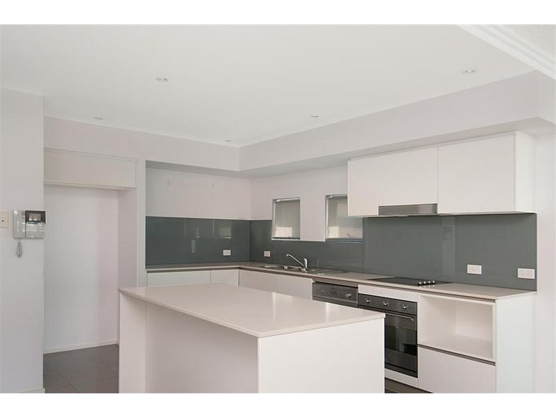 4/ 34 Queen Street, Kings Beach QLD 4551