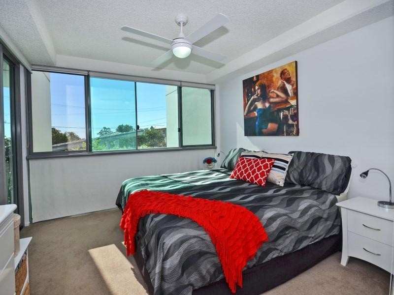 4/ 34 Queen Street, Kings Beach QLD 4551