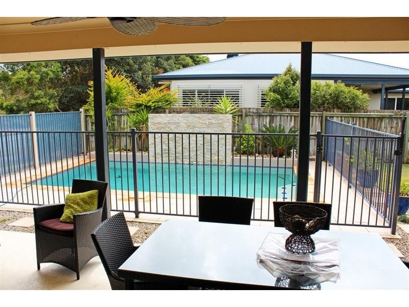 8 Lockyer Place, Pelican Waters QLD 4551