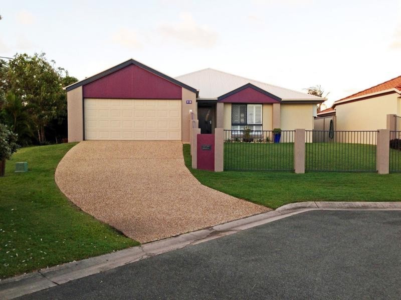 8 Lockyer Place, Pelican Waters QLD 4551