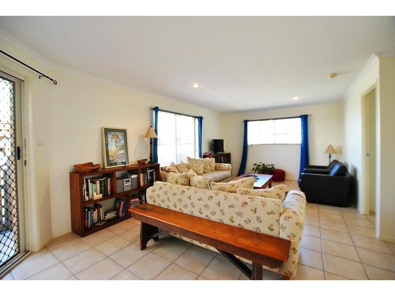 6 Lomandra Drive, Currimundi QLD 4551