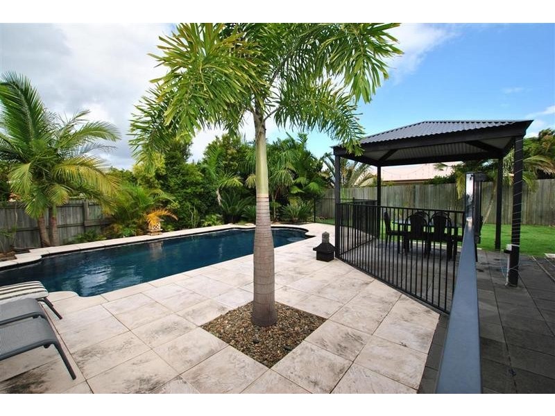 8 Lomandra Drive, Currimundi QLD 4551