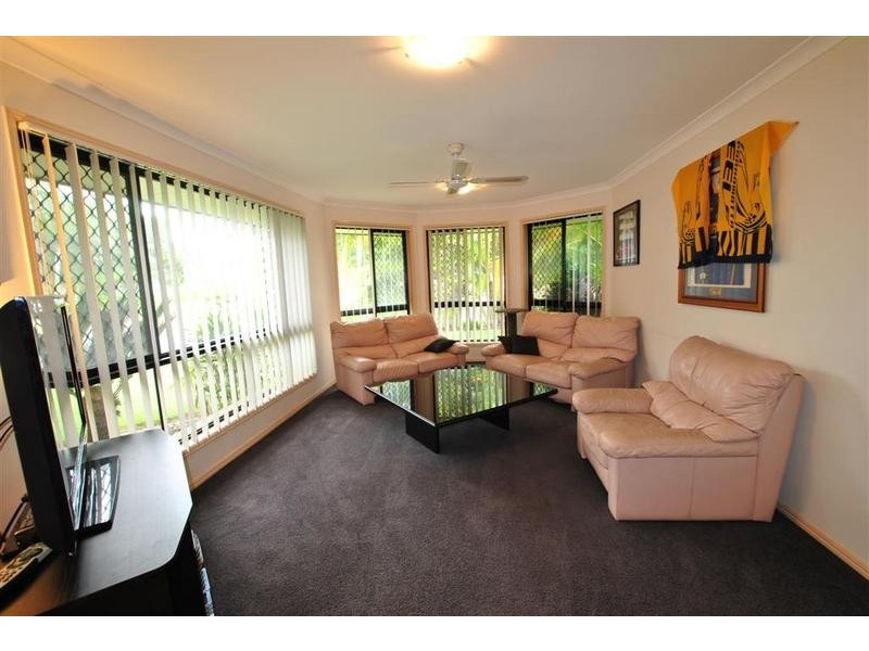8 Lomandra Drive, Currimundi QLD 4551