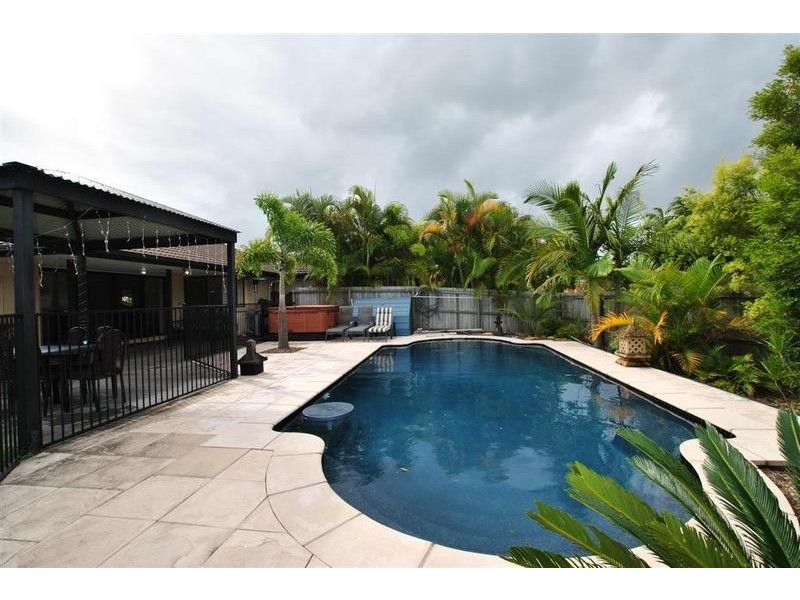 8 Lomandra Drive, Currimundi QLD 4551