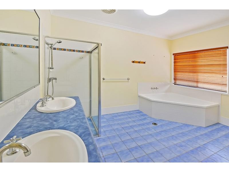 3 Ludwig Court, Pelican Waters QLD 4551