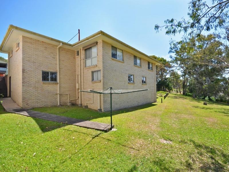 2 Macdonald Street, Dicky Beach QLD 4551