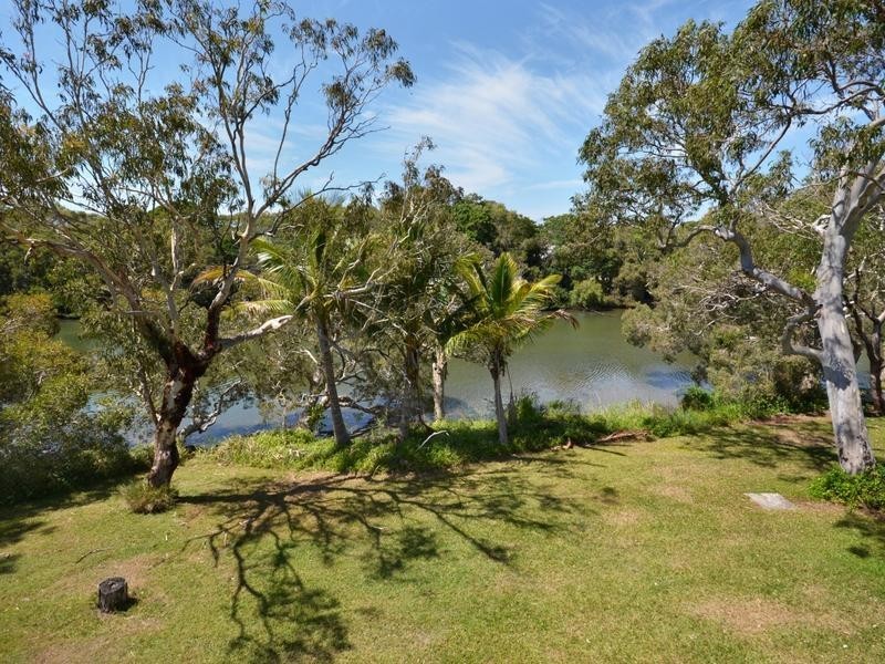 2 Macdonald Street, Dicky Beach QLD 4551