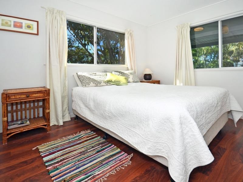17 Mackay Street, Dicky Beach QLD 4551