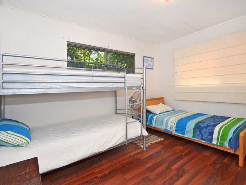 17 Mackay Street, Dicky Beach QLD 4551