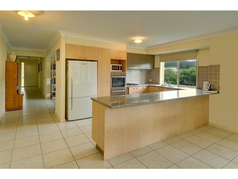 22 Maddock Avenue, Mooloolah Valley QLD 4553