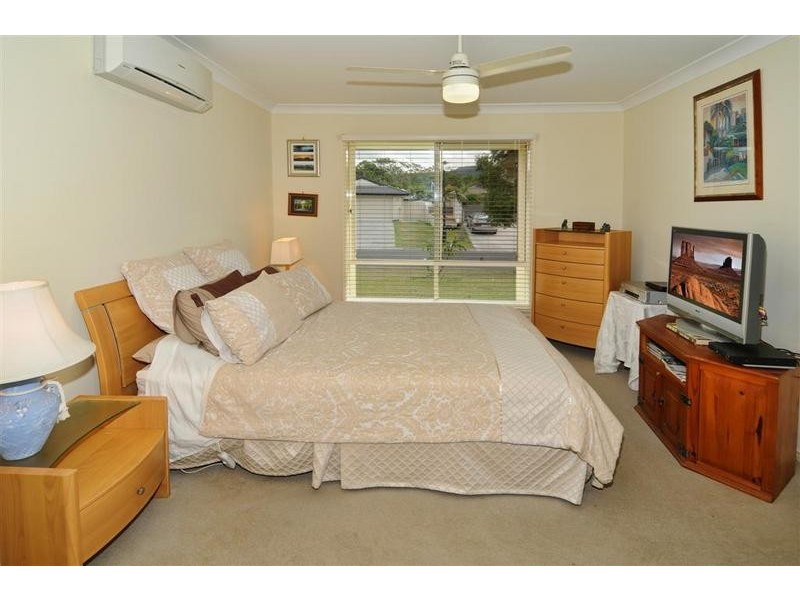 22 Maddock Avenue, Mooloolah Valley QLD 4553