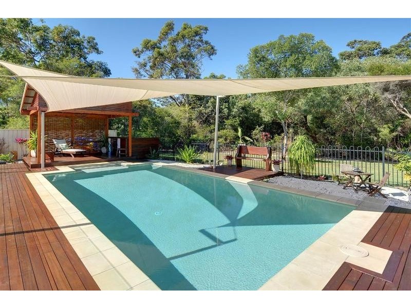 100 Mahogany Drive, Pelican Waters QLD 4551