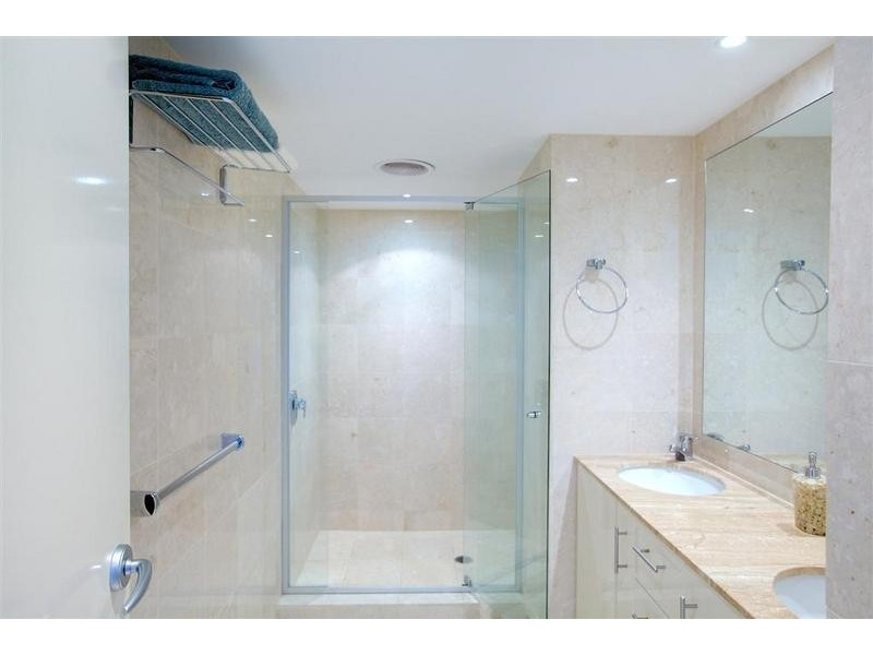 10/ 24 Mahia Terrace, Kings Beach QLD 4551