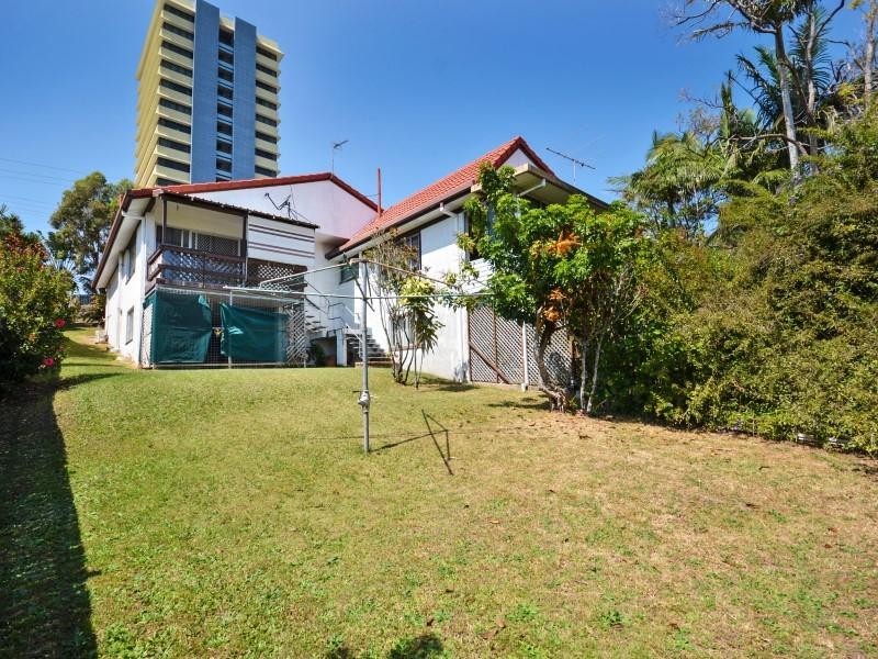 2/ 36 Maltman Street, Caloundra QLD 4551