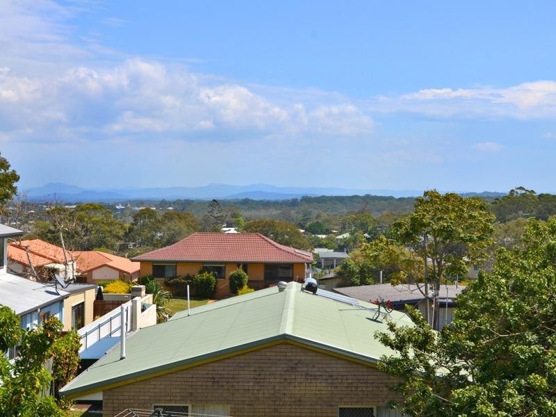 2/ 36 Maltman Street, Caloundra QLD 4551
