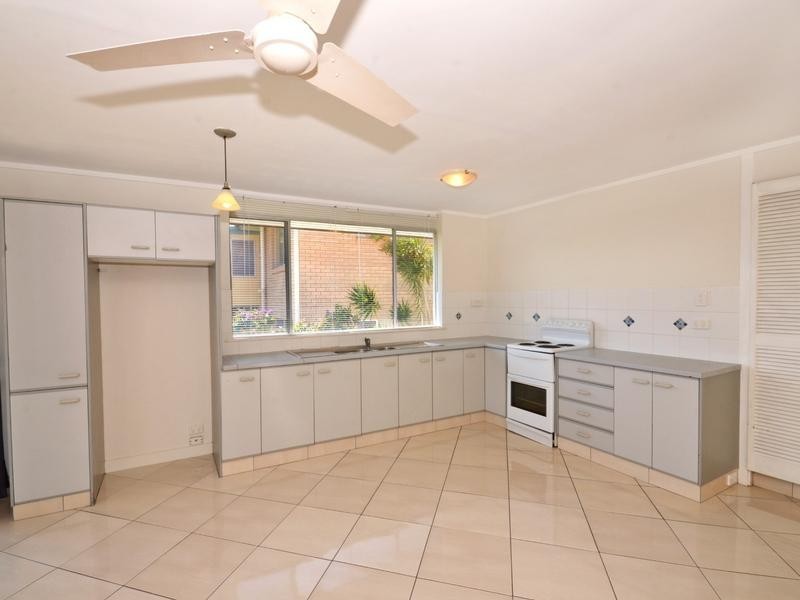 2/ 36 Maltman Street, Caloundra QLD 4551