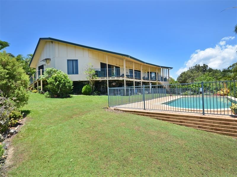 3 Manor Court, Little Mountain QLD 4551