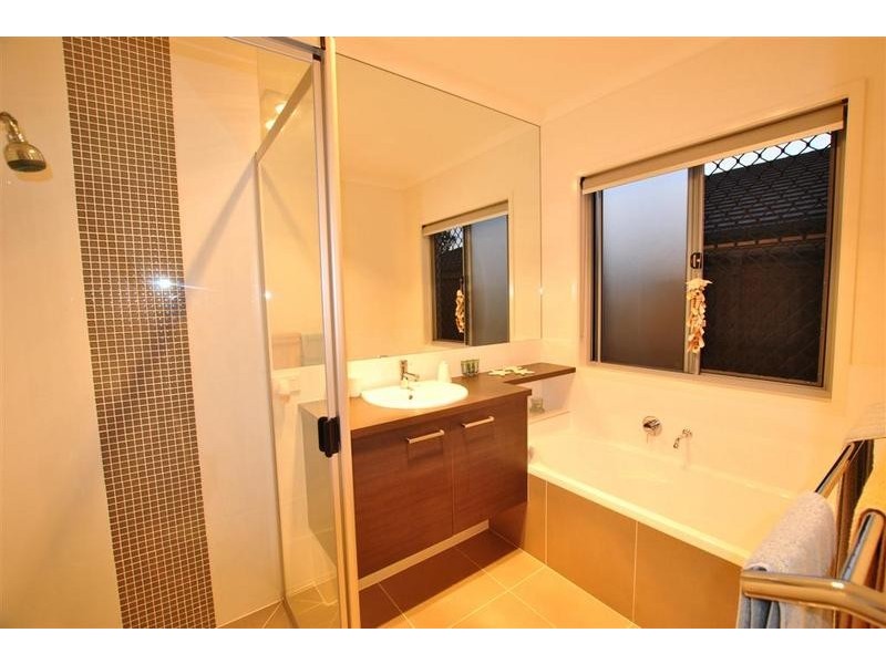 Little Mountain QLD 4551