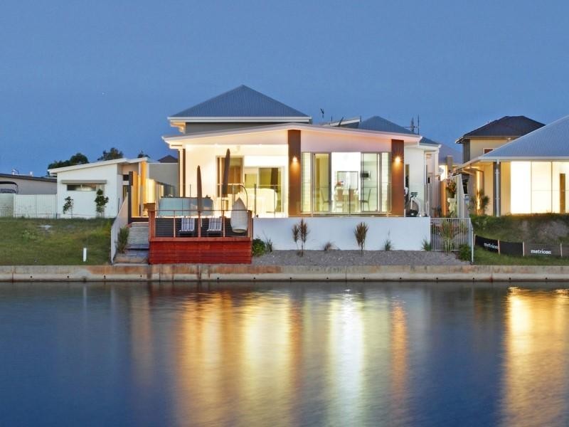 42 Marmont Street, Pelican Waters QLD 4551