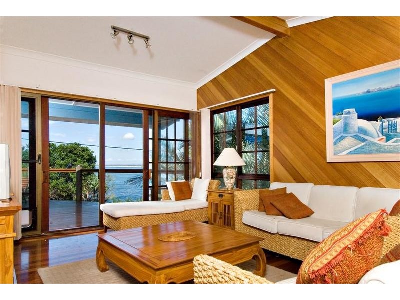 9 Margaret Street, Kings Beach QLD 4551