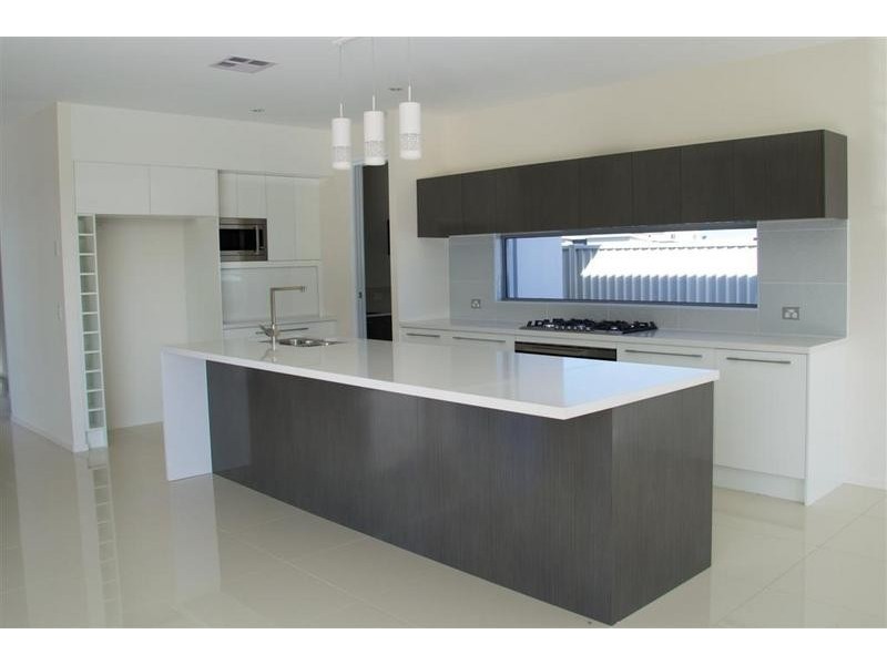 42 Marmont Street, Pelican Waters QLD 4551