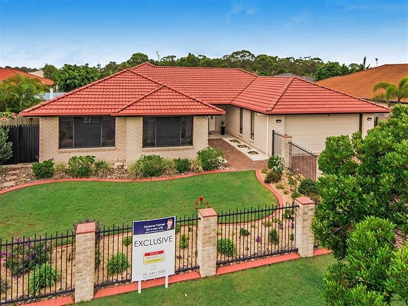 8 Matthew Crescent, Pelican Waters QLD 4551