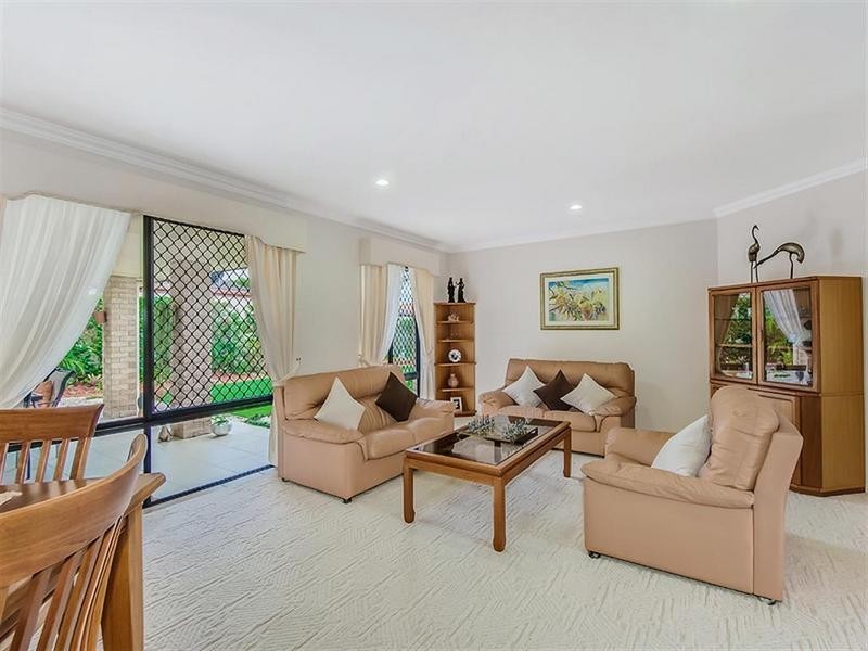 8 Matthew Crescent, Pelican Waters QLD 4551