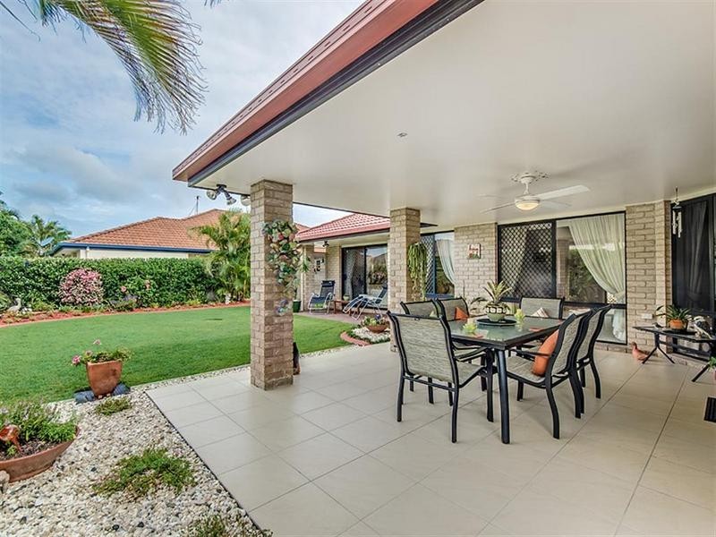 8 Matthew Crescent, Pelican Waters QLD 4551
