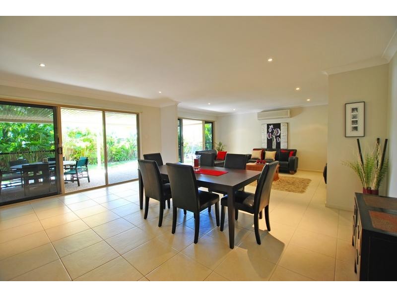 5 Mc Kenzie Court, Caloundra West QLD 4551