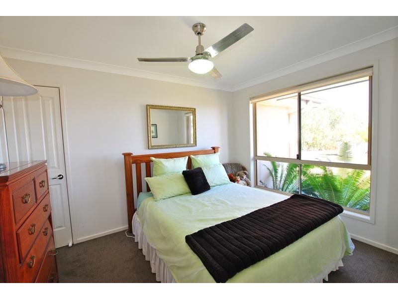 5 Mc Kenzie Court, Caloundra West QLD 4551