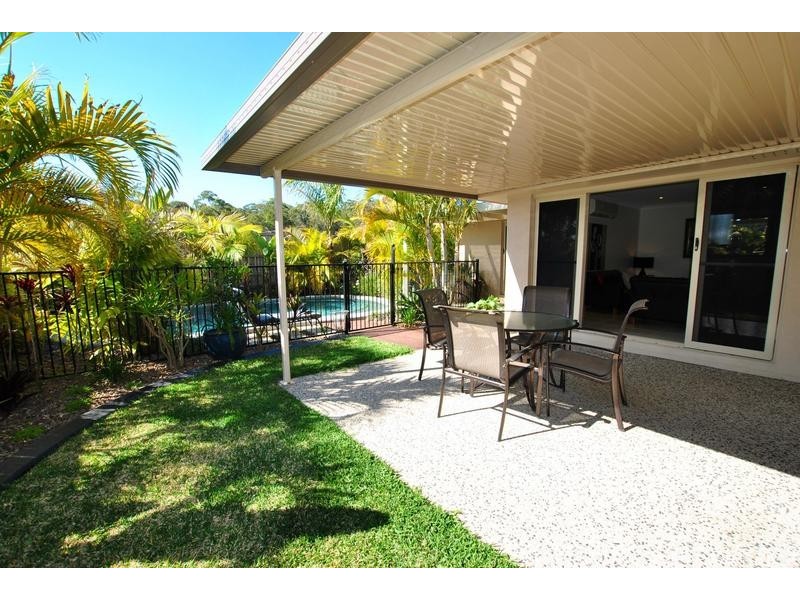 5 Mc Kenzie Court, Caloundra West QLD 4551