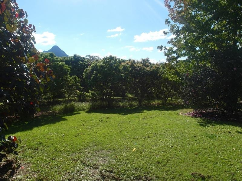 Glass House Mountains QLD 4518