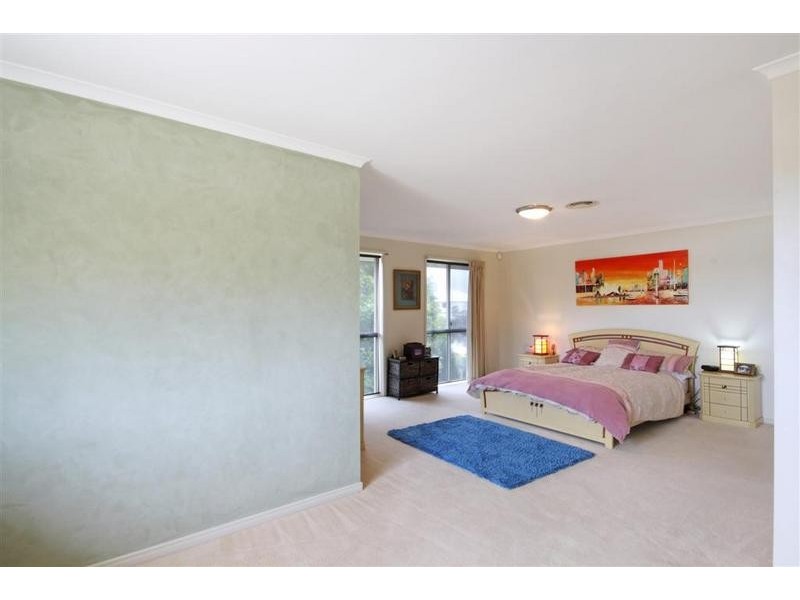 16 Midden Place, Pelican Waters QLD 4551