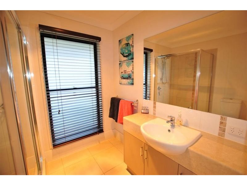 3 Middle Park Street, Little Mountain QLD 4551