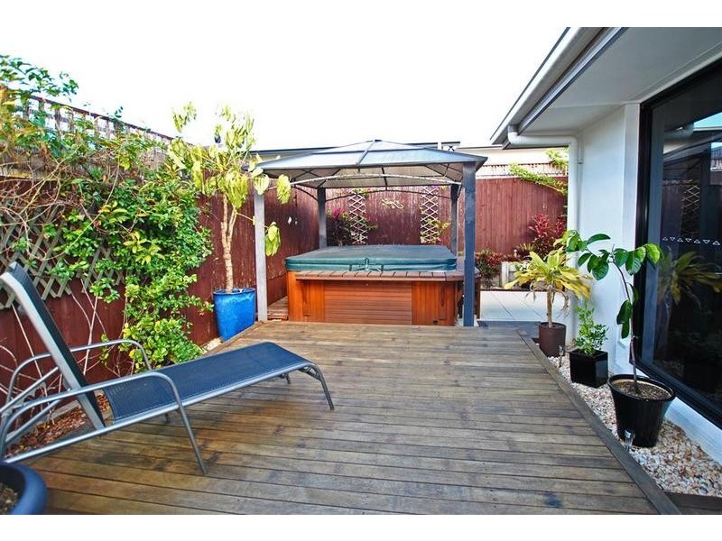 3 Middle Park Street, Little Mountain QLD 4551